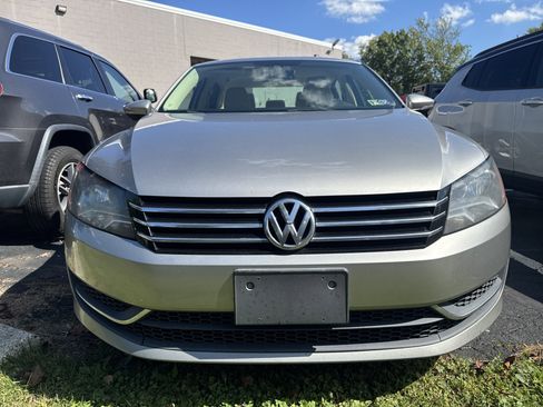 Used 2012 Volkswagen Passat 2.5 SE image 2