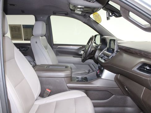 Used 2022 Chevrolet Tahoe LT w/ Luxury Package RWD image 27