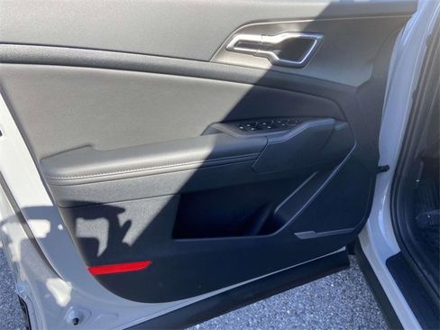 New 2026 Kia Sportage X-Line image 12