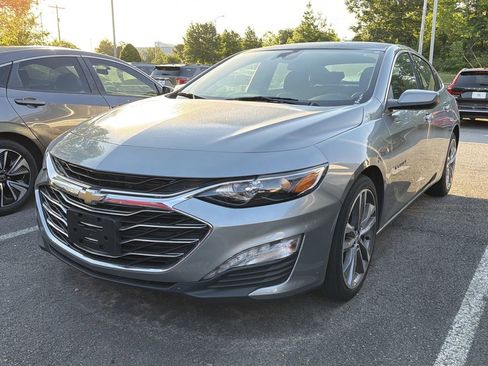 Used 2023 Chevrolet Malibu LT FWD image 3