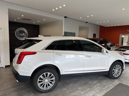 Used 2017 Cadillac XT5 Luxury AWD/4WD image 12
