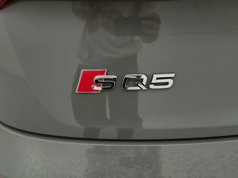 Used 2019 Audi SQ5 Prestige w/ Prestige Package image 36