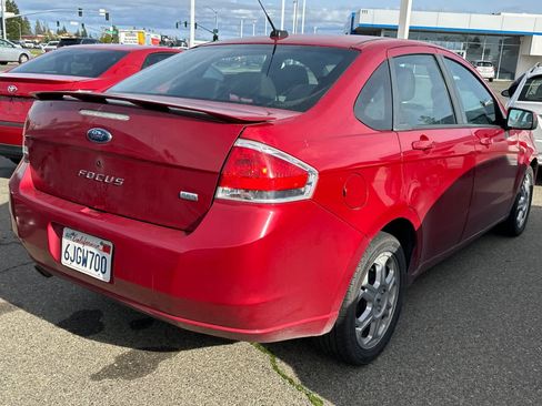 Used 2009 Ford Focus SES image 2