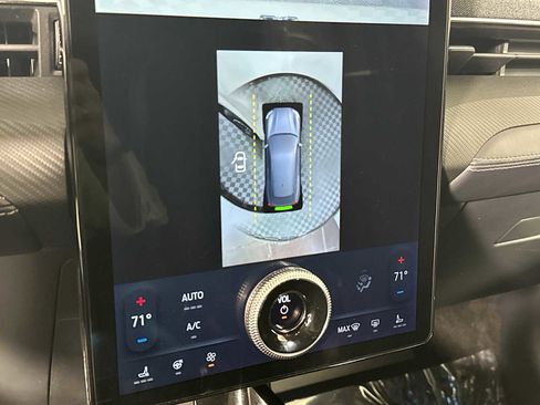 Used 2025 Ford Mustang Mach-E Premium image 33