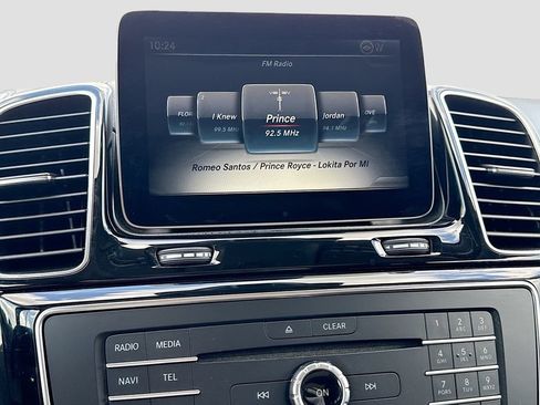 Used 2018 Mercedes-Benz GLS 550 4MATIC w/ Driver Assistance Package image 30