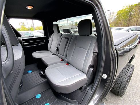 Used 2024 RAM 2500 Big Horn AWD/4WD image 28