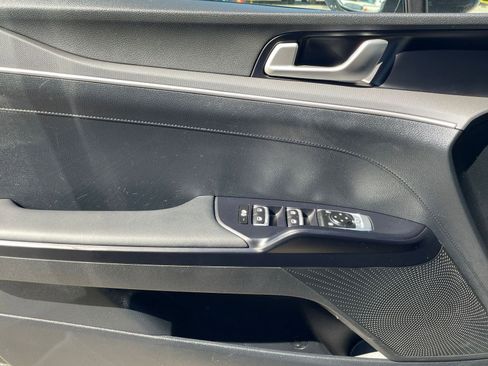 Used 2025 Kia K5 LXS image 18