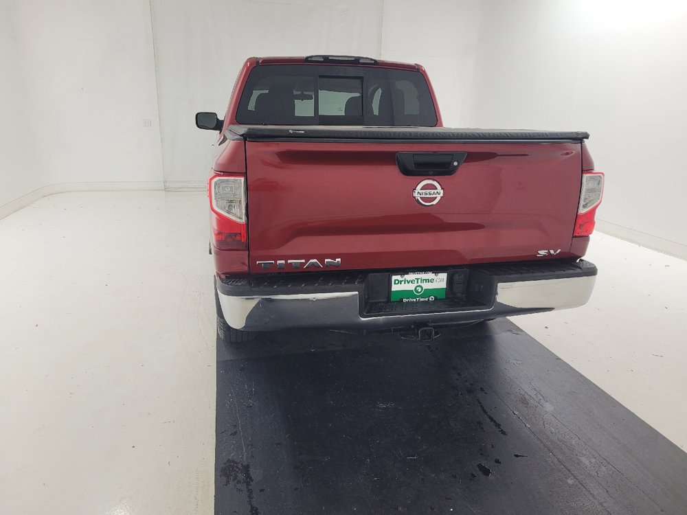 Used 2018 Nissan Titan SV RWD image 6