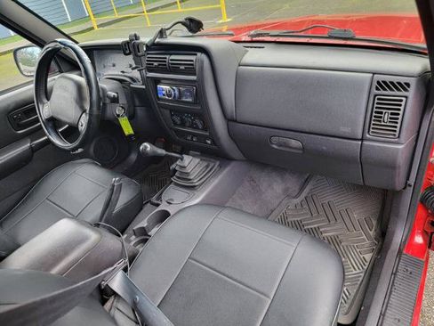 Used 1999 Jeep Cherokee Sport image 21