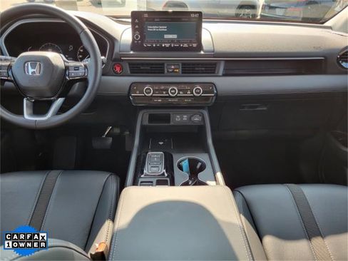 Used 2025 Honda Pilot EX-L image 14