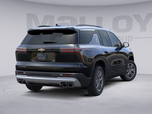 New 2026 Chevrolet Traverse LT image 4