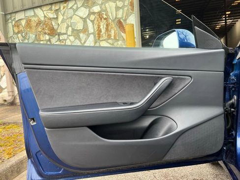 Used 2021 Tesla Model 3 Long Range image 19