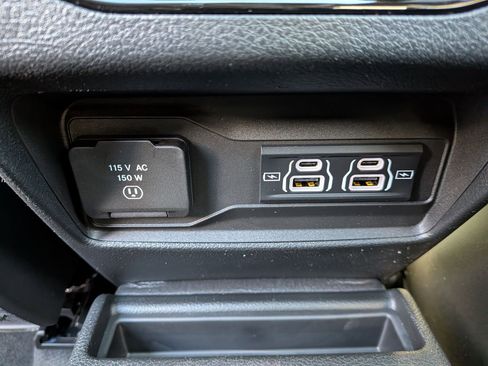 New 2025 Jeep Grand Cherokee L Limited w/ Trailer Tow Package image 26