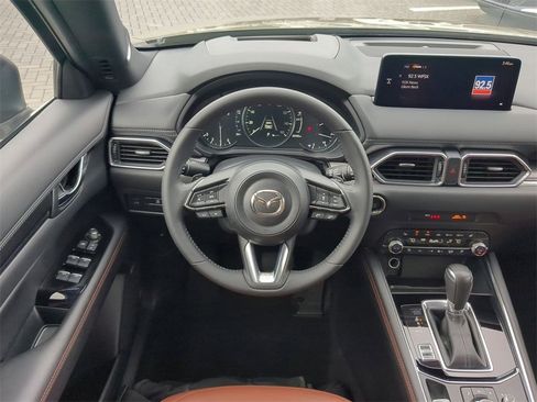 Used 2024 MAZDA CX-5 Carbon Edition image 17