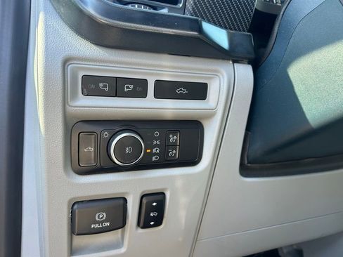 Used 2021 Ford F150 Limited image 13