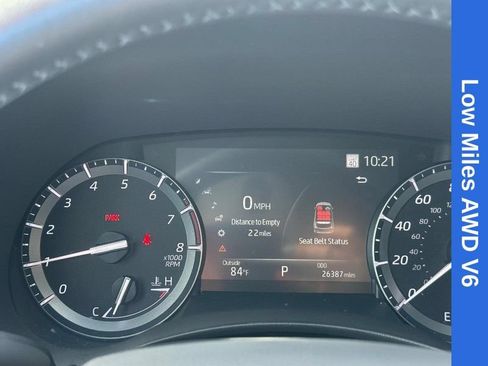 Used 2021 Toyota Highlander XLE AWD/4WD image 22