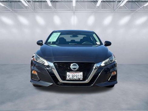 Used 2021 Nissan Altima 2.5 SV FWD image 2
