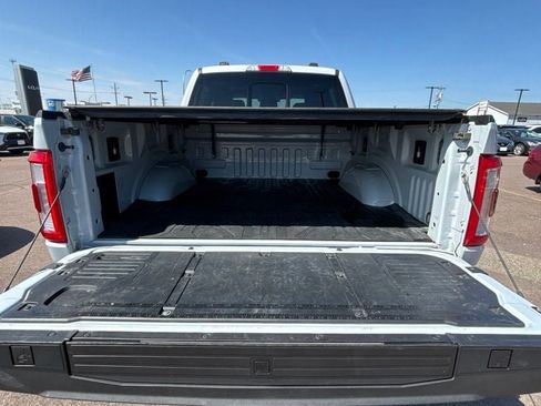 Used 2022 Ford F150 Lariat w/ FX4 Off-Road Package AWD/4WD image 30