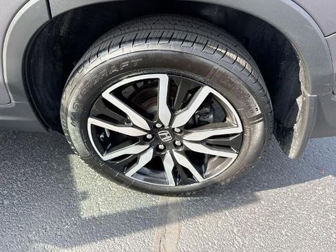 Used 2019 Honda Pilot Touring image 33