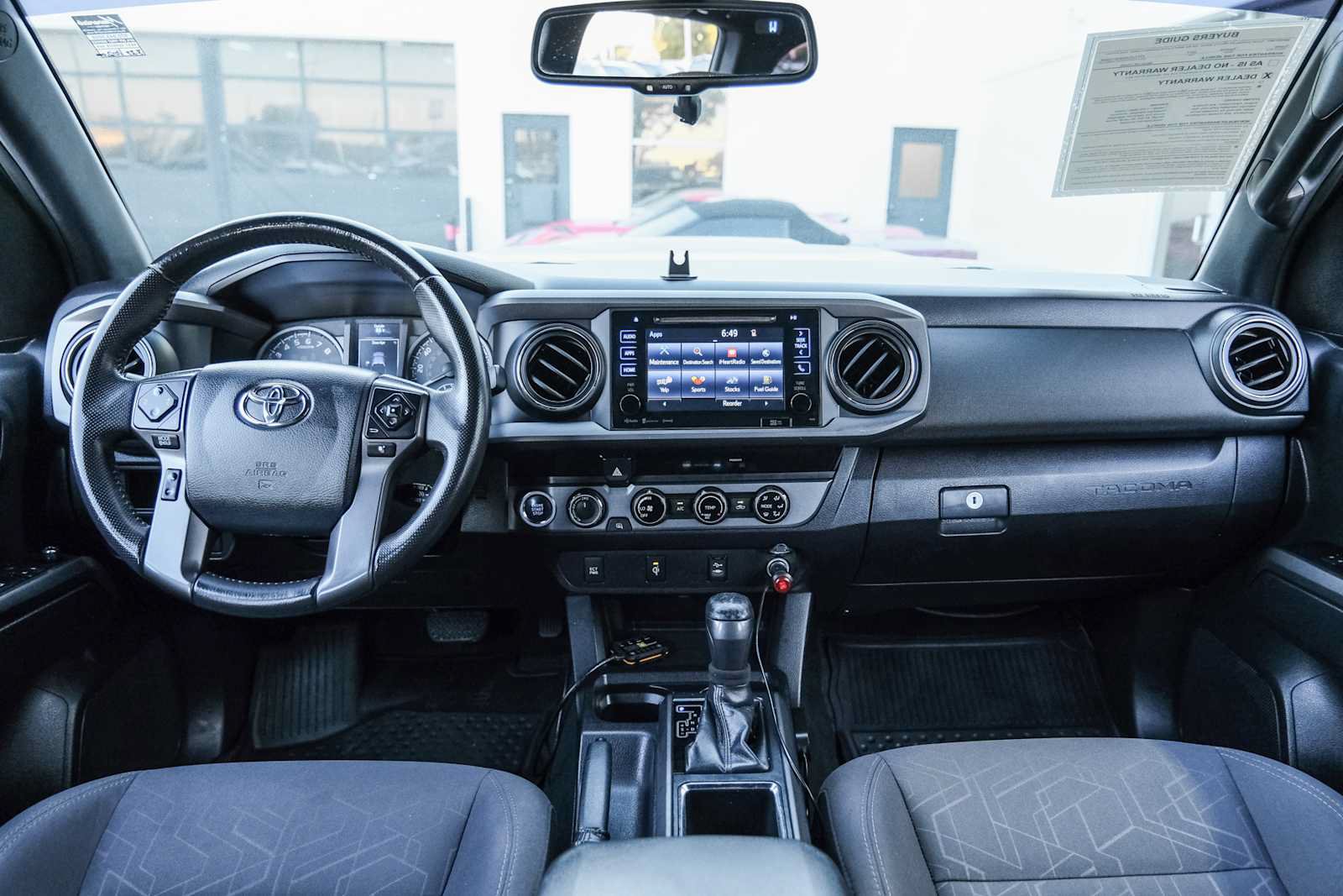 Used 2017 Toyota Tacoma TRD Sport w/ Tow Package (A/T) AWD/4WD image 27
