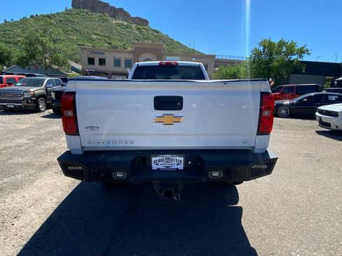 Used 2015 Chevrolet Silverado 2500 LT AWD/4WD image 4