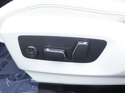 New 2027 BMW 530i w/ Premium Package RWD image 23