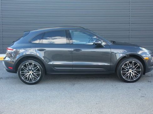New 2026 Porsche Macan Base image 9