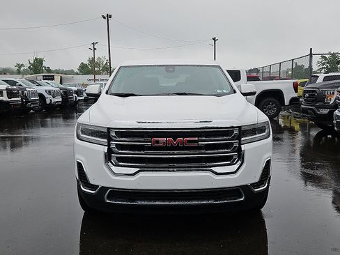 Used 2023 GMC Acadia SLE FWD image 2