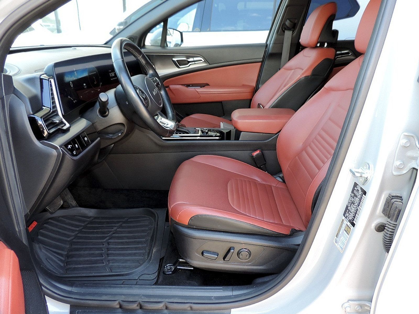 Used 2023 Kia Sportage SX FWD image 14