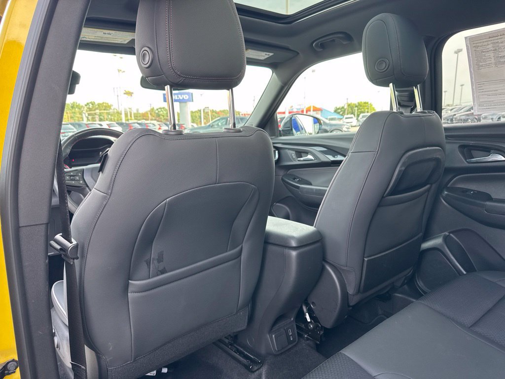 Used 2023 Chevrolet TrailBlazer RS w/ Sun and Liftgate Package AWD/4WD image 39