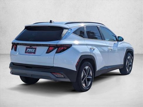 Used 2025 Hyundai Tucson SEL FWD image 5
