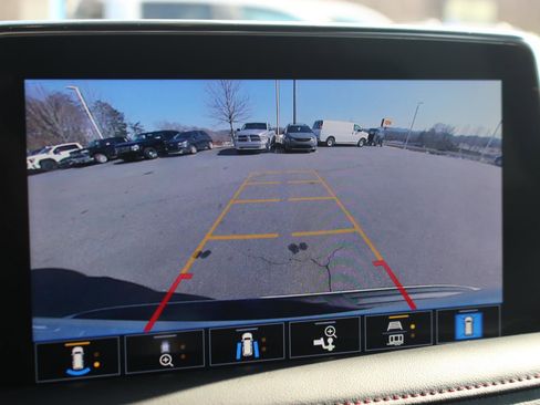 Used 2021 Chevrolet Suburban RST w/ Luxury Package image 23