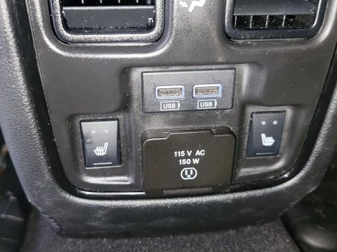 Used 2024 Dodge Durango GT image 30