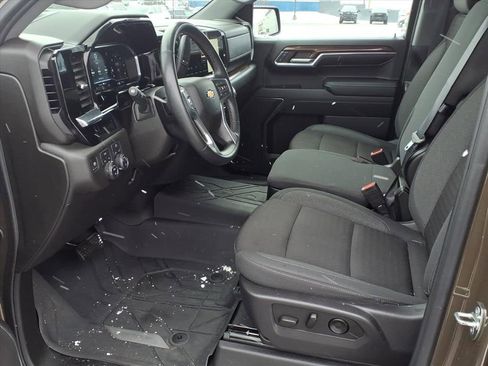 Certified 2024 Chevrolet Silverado 1500 LT image 8