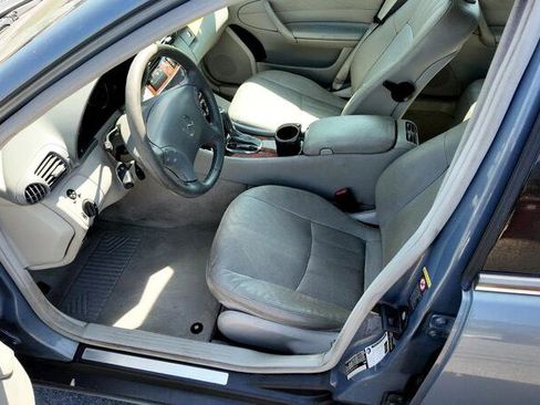 Used 2006 Mercedes-Benz C 280 4MATIC Sedan w/ Sunroof Pkg image 7