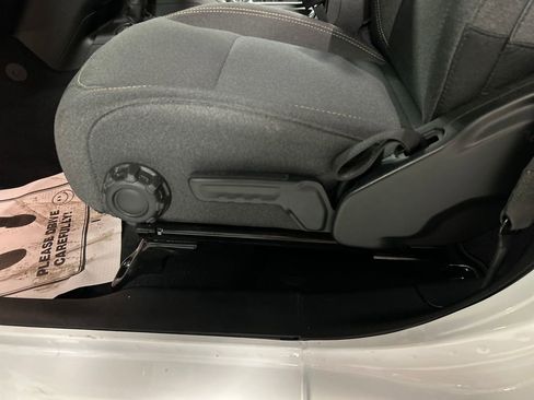 Used 2024 Jeep Wrangler Sport image 12