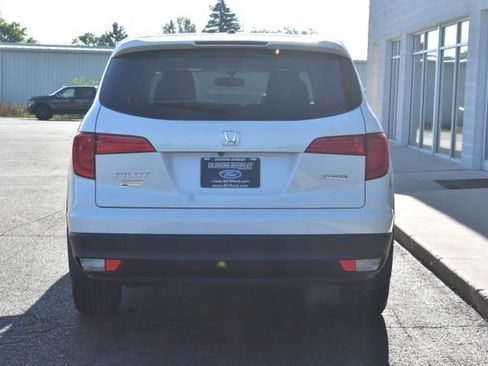 Used 2017 Honda Pilot EX-L image 11