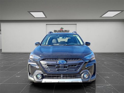 New 2025 Subaru Outback Limited image 3