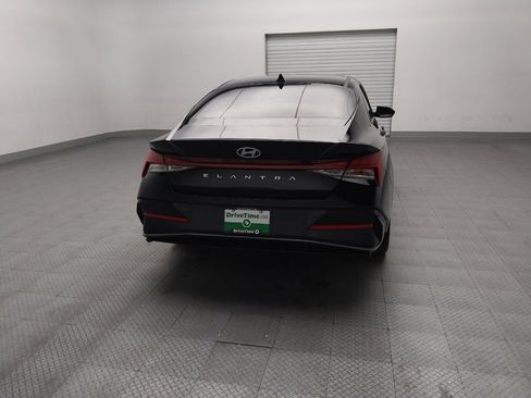 Used 2024 Hyundai Elantra SEL w/ Convenience Package image 7