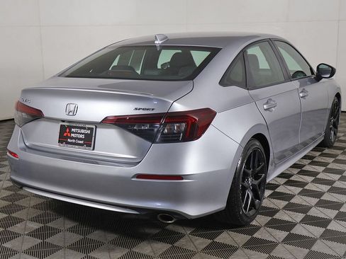 Used 2025 Honda Civic Sport image 8