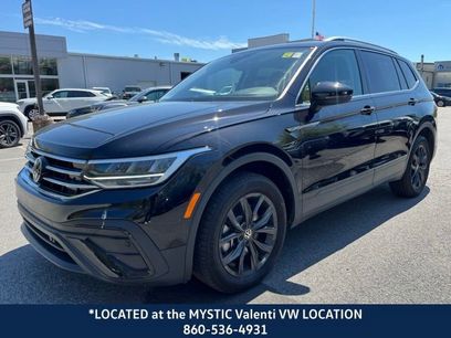Certified 2024 Volkswagen Tiguan SE w/ Panoramic Sunroof Package