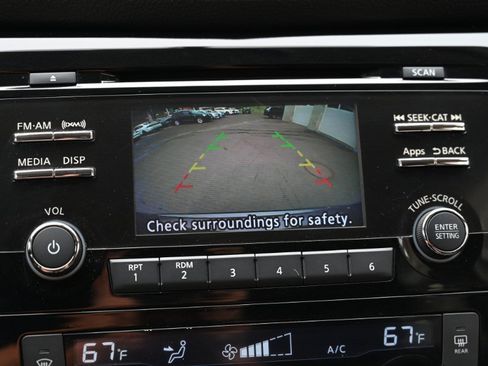 Used 2015 Nissan Rogue SV AWD/4WD image 21