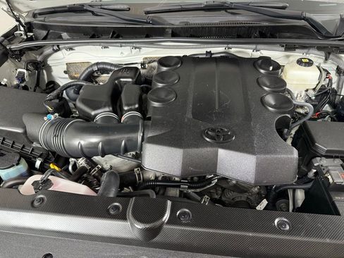 Used 2022 Toyota 4Runner Limited image 31