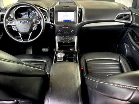 Used 2020 Ford Edge SEL image 9