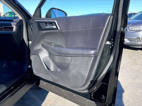 Used 2024 Mitsubishi Outlander SE image 19