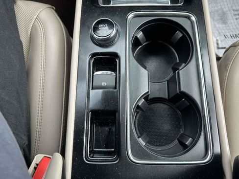 Certified 2022 Lincoln Corsair FWD w/ Premium Package image 29