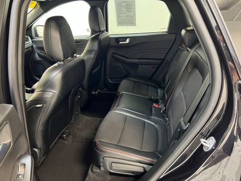 Used 2024 Ford Escape ST-Line image 27