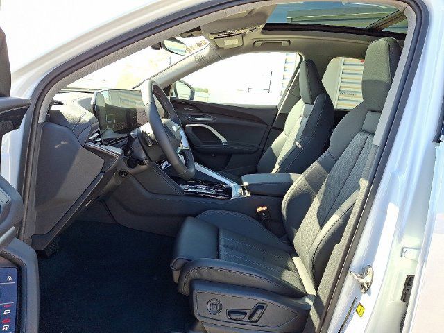 Used 2025 Audi Q5 Premium Plus w/ Premium Plus AWD/4WD image 9