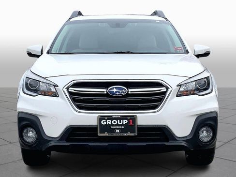 Used 2019 Subaru Outback 2.5i Premium image 4