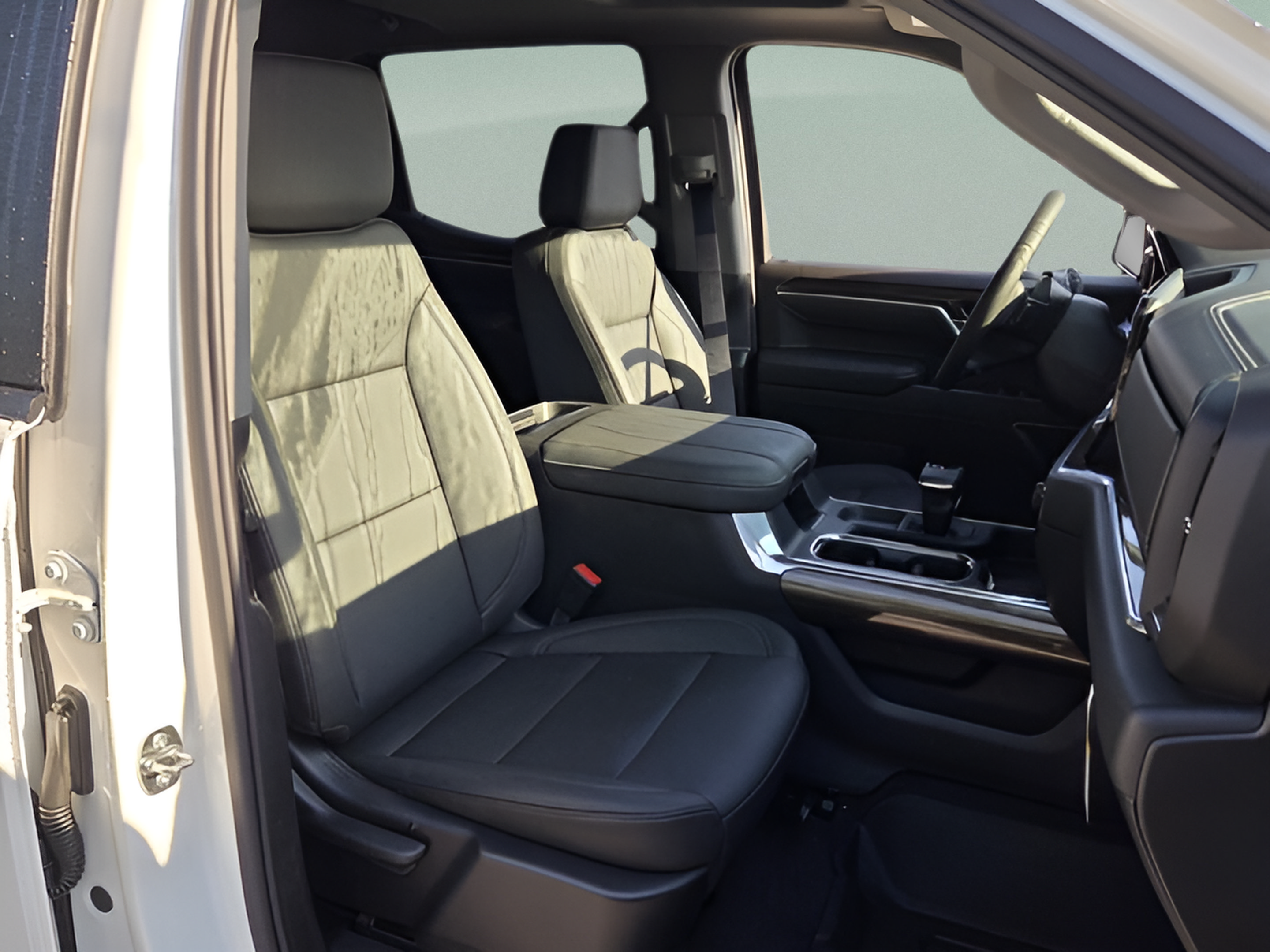 New 2026 Chevrolet Silverado 1500 RST w/ Safety Package AWD/4WD image 15